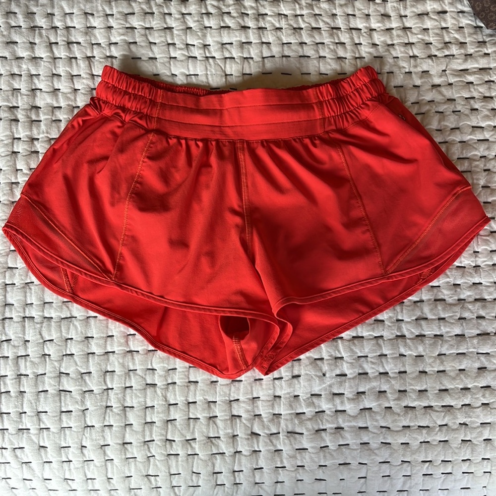 LULULEMON Hotty Hot shorts, size 6, carnation red